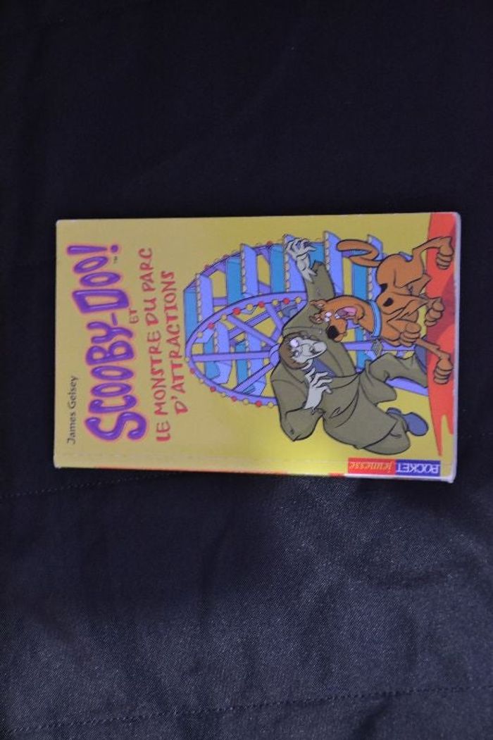 "Scooby-Doo! et le monstre du parc d'attractions" James Gelsey