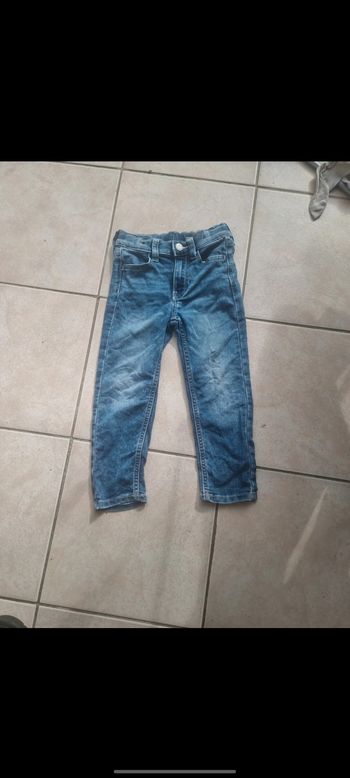 Jean's h&m enfant taille 4 ans