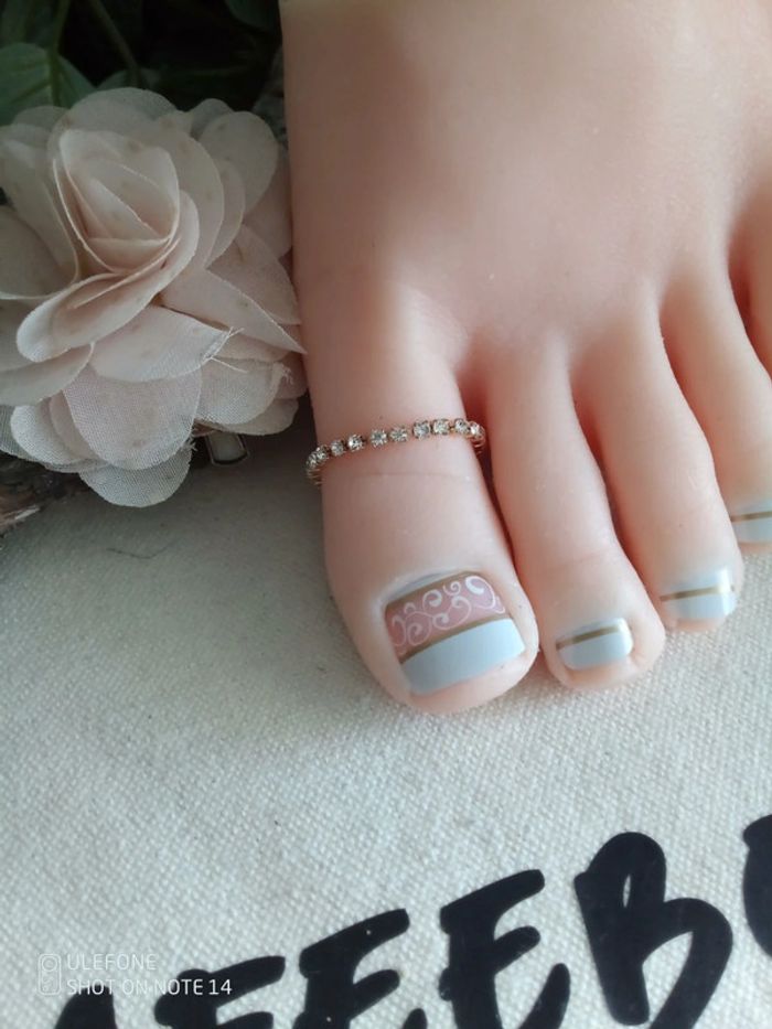 Bague bohème dorée pour orteil