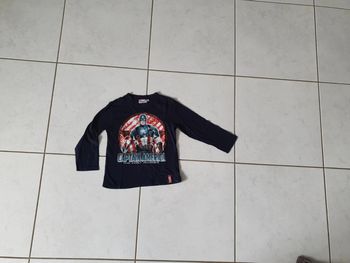 T-shirt ml captain america 6 ans u11