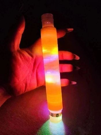 Tube sensoriel étirable lumineux saumon Snoezelen