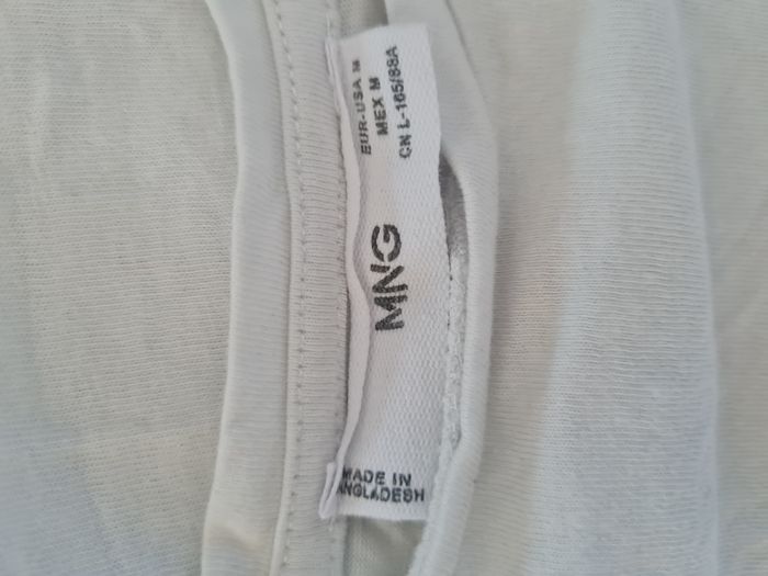 T-shirt Mango lutte contre le cancer - photo numéro 2