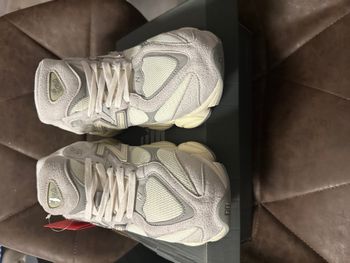 Basket New balance neuve taille 45