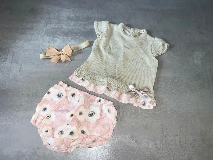 Ensemble été 12 mois laine Lola palacios t-shirt culotte bloomer bandeau à fleurs