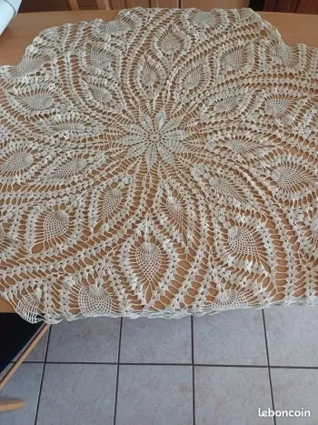 grand napperon crochet fait main 