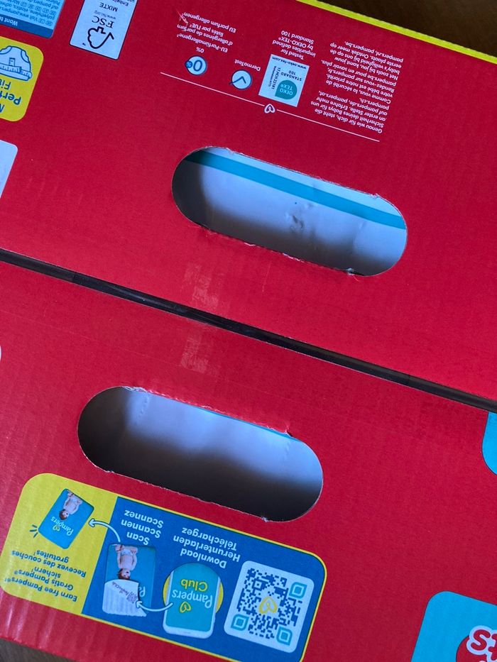 Pack de 94 couches culottes Pampers T.4 - photo numéro 2