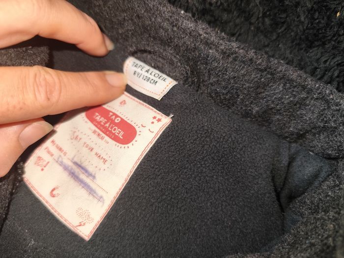 Lot vêtements fille 8 ans hiver manteau veste tee shirts - photo numéro 3