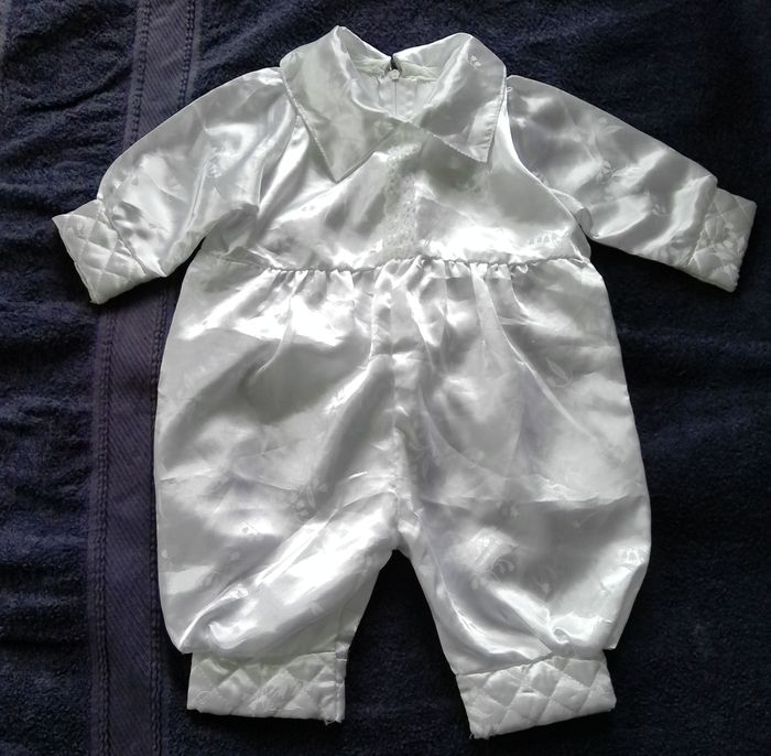 Tenue de baptême