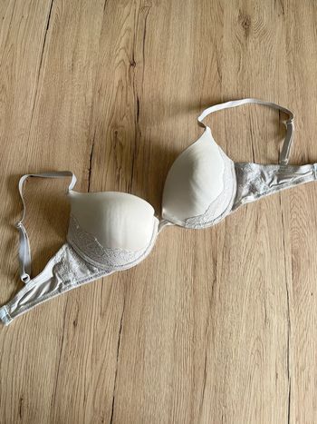 Soutien-gorge Calvin klein crème taille 85d