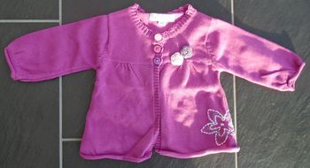 Joli gilet fleuri fille 3 mois