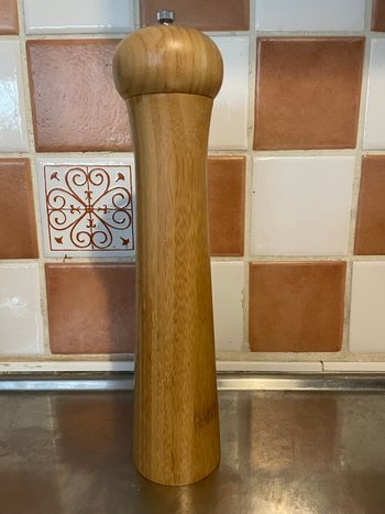 Grand moulin à poivre 