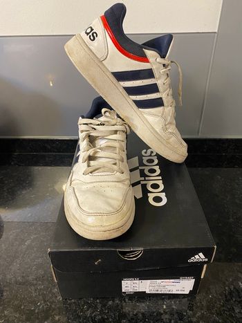 Baskets Adidas pointure 40