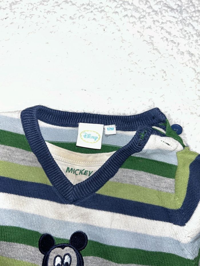Pull bébé Mickey en voiture - photo numéro 3