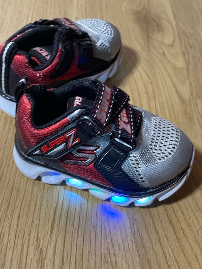 Basket garçon pointure 21 - photo numéro 7