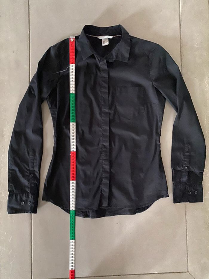 Chemise H&M taille 36 noire stretch cintré manches longues - photo numéro 9