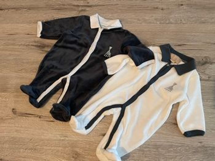 Lot 2 pyjamas Sophie la girafe