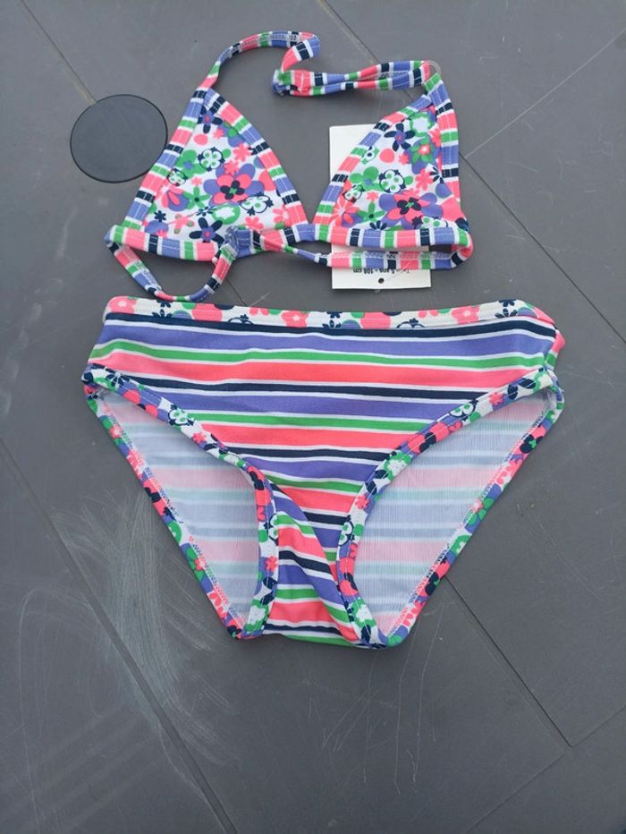 Maillot de bain 2 pièces taille 5 ans