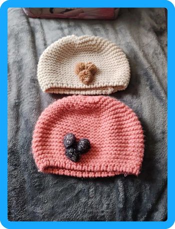 Bonnets laine fille 2/ 3 ans