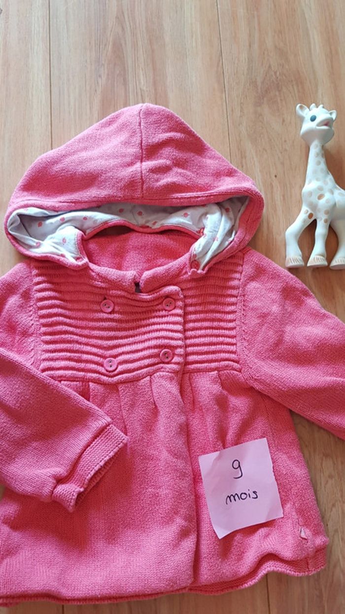 Gilet à capuche 9 mois