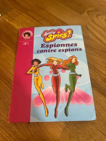 Livre enfant totally spies