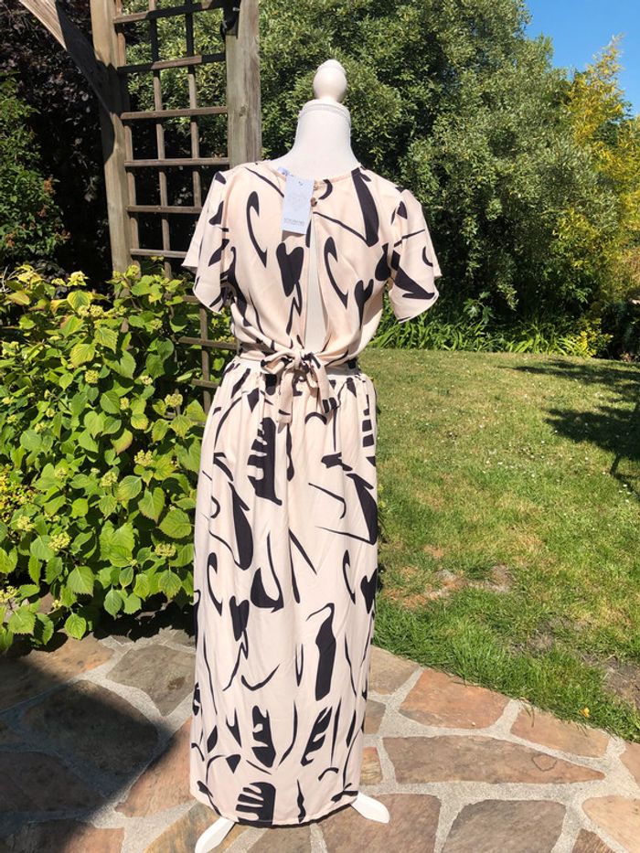 Robe neuve taille S/M - photo numéro 9