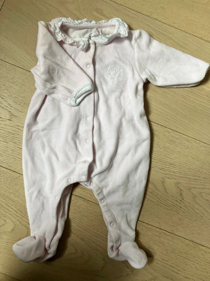 Très joli dors-bien rose avec col blanc fille 3 mois en velours Petit Bateau
