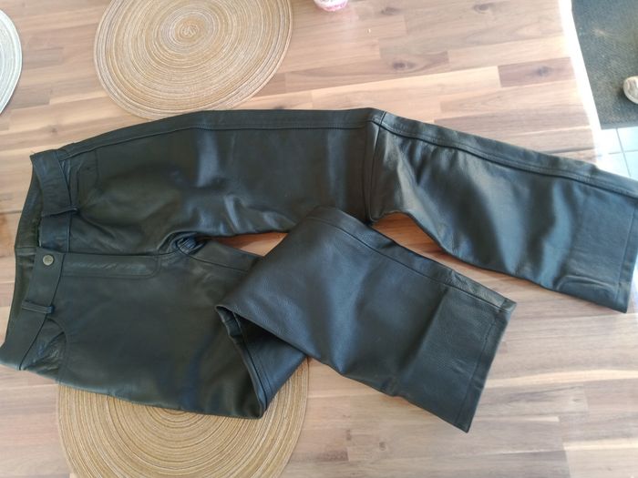 Pantalon moto cuir femme