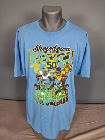 T-shirt imprimé gildan - Showdown in the Bayou – 50th Anniversary 2023 New Orleans (504)