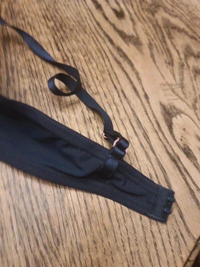 Soutien gorge bleu  Hunkemöller 95B eu 80B - photo numéro 19