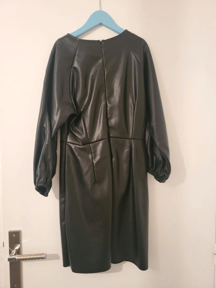 Robe cuir taille S ttbe - photo numéro 4