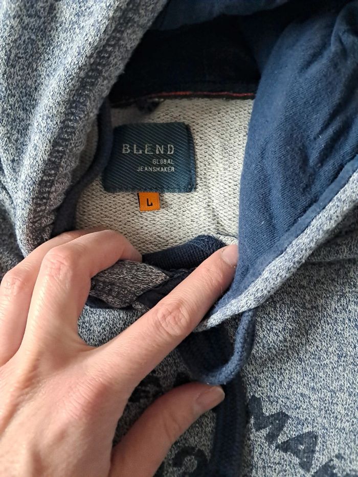 Pull à capuche - photo numéro 3