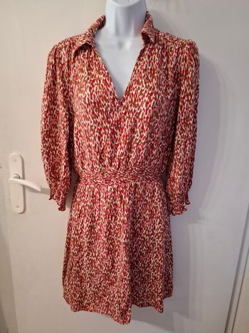 Robe tissaia taille 38 en très bon état 