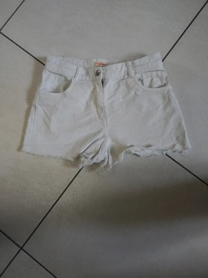Short court jeans blanc 12 ans