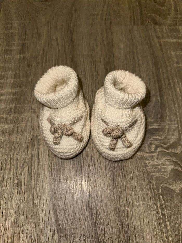 Chaussons bébé écru T0 prema/1mois - photo numéro 2
