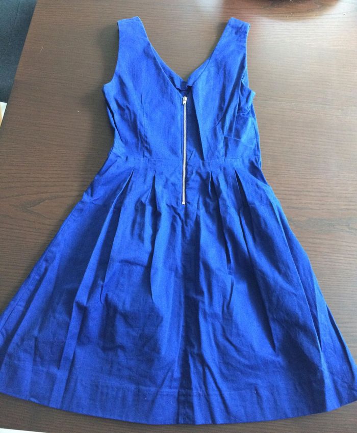 robe col V bleue T.36 - photo numéro 2