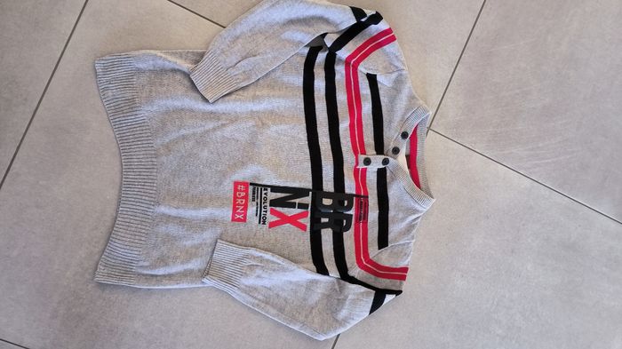 Vêtements garçon pulls 10 ans - photo numéro 4