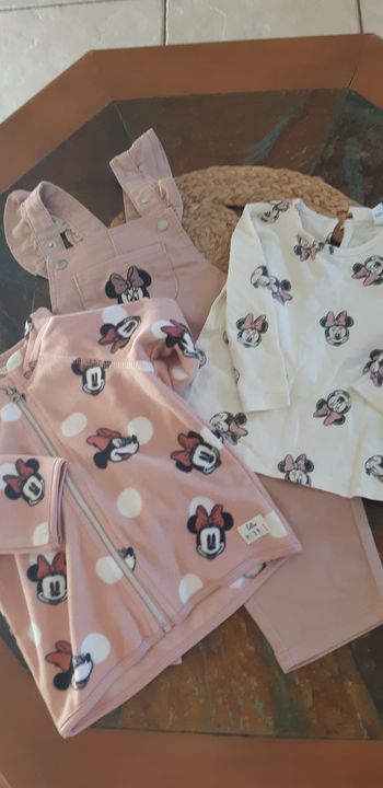 Ensemble  Disney
