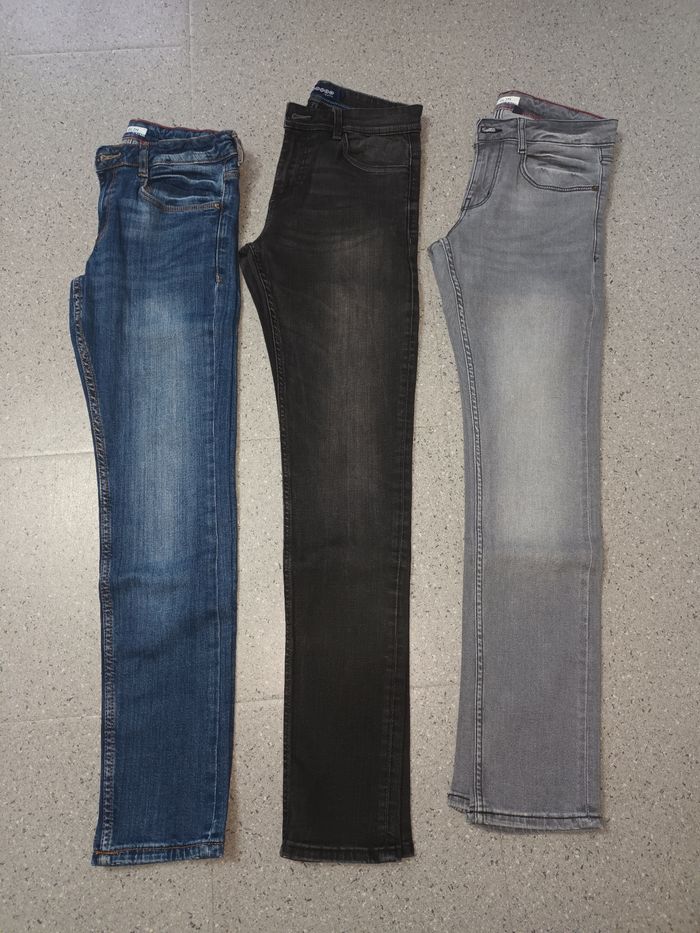 Lot jeans neufs