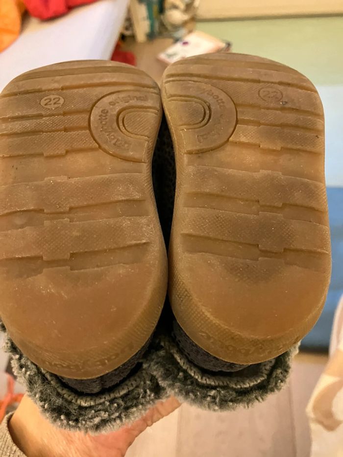 Chaussures / Bottillons hiver pointure 22 - photo numéro 5