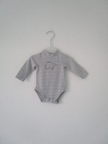 Body rayé Obaïbi 1 mois TBE