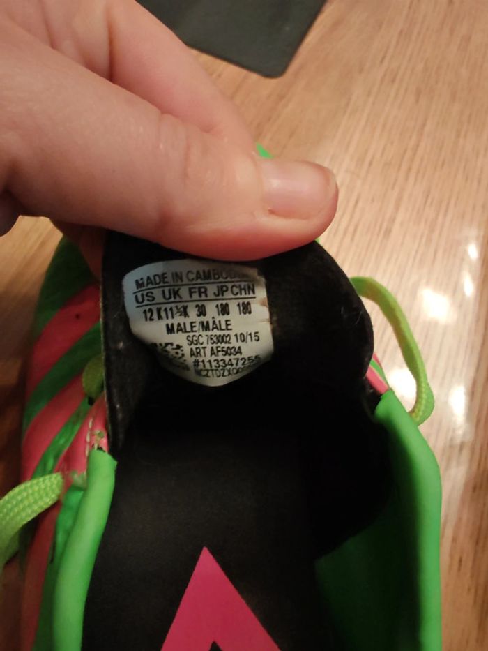 Chaussures de foot 30 - photo numéro 3
