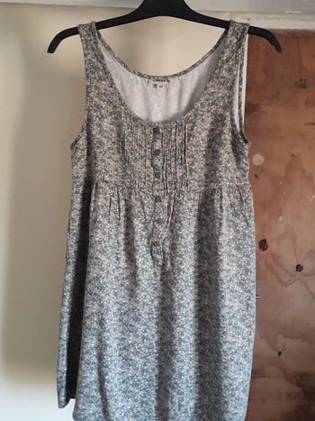 Jolie robe