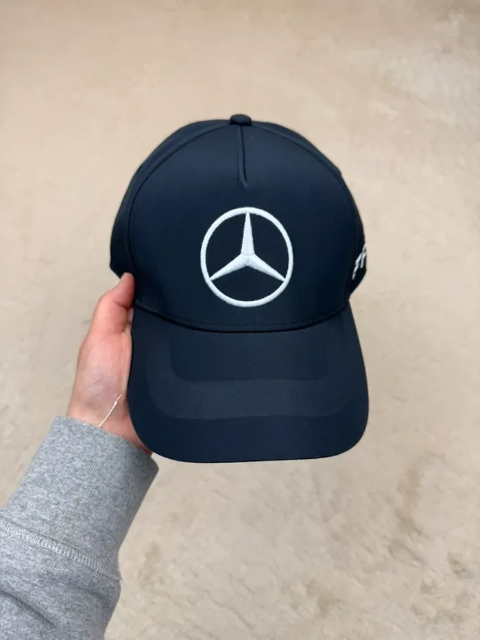 Casquette Mercedes AMG Formule 1 Russell 63 Noir Neuve - photo numéro 2