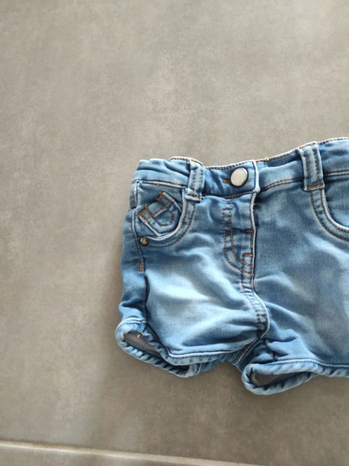 Short jean 3 mois - photo numéro 2