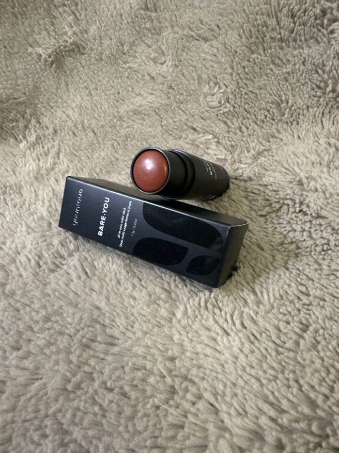 Bare you Cinnamon Latte Younique