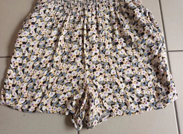 Combishort Kiabi taille 42 - photo numéro 2