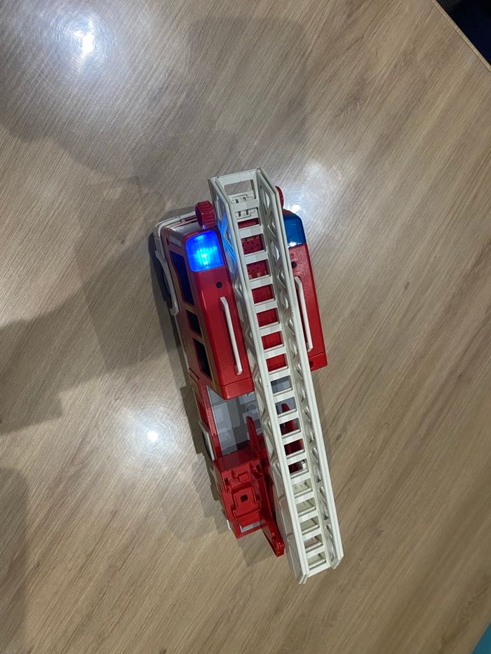 Camion de pompier Playmobil - photo numéro 5