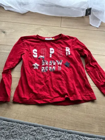 TEE shirt