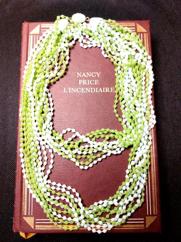 Magnifique collier sautoir multirangs en perles