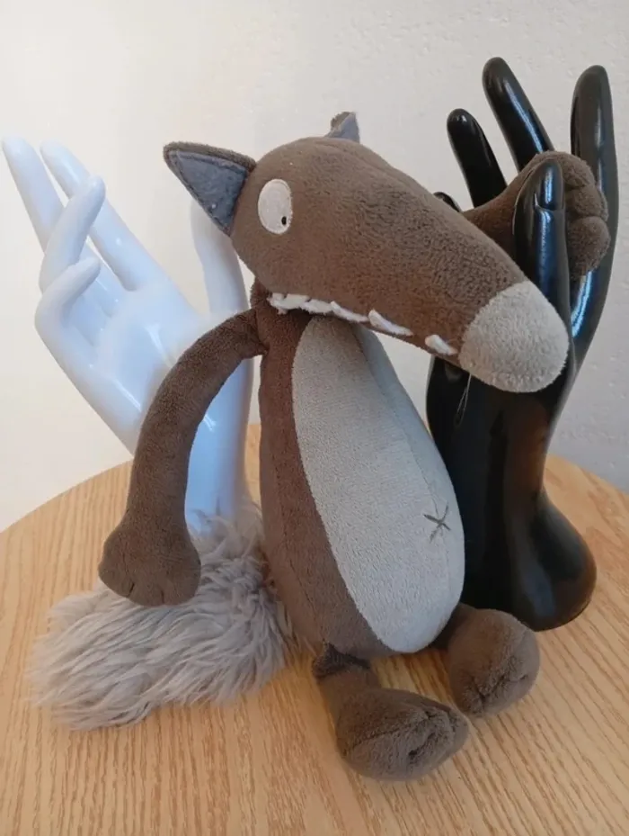 À vendre peluche petit loup 🐺 tous âge peluche - photo numéro 2